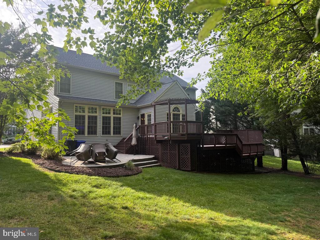 13175 AMBLEWOOD DRIVE