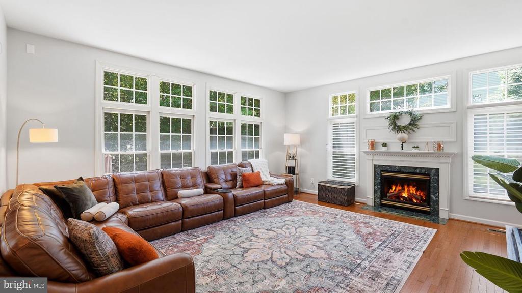 13175 AMBLEWOOD DRIVE