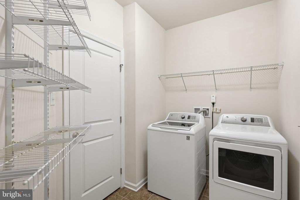 5113 KENMARE LOOP