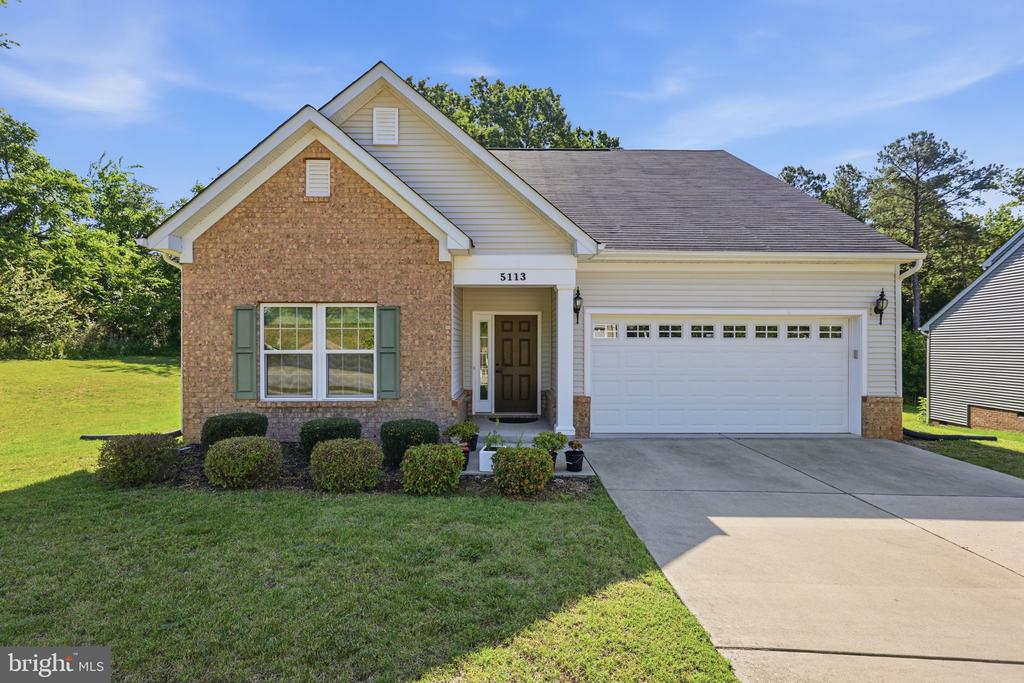 5113 KENMARE LOOP