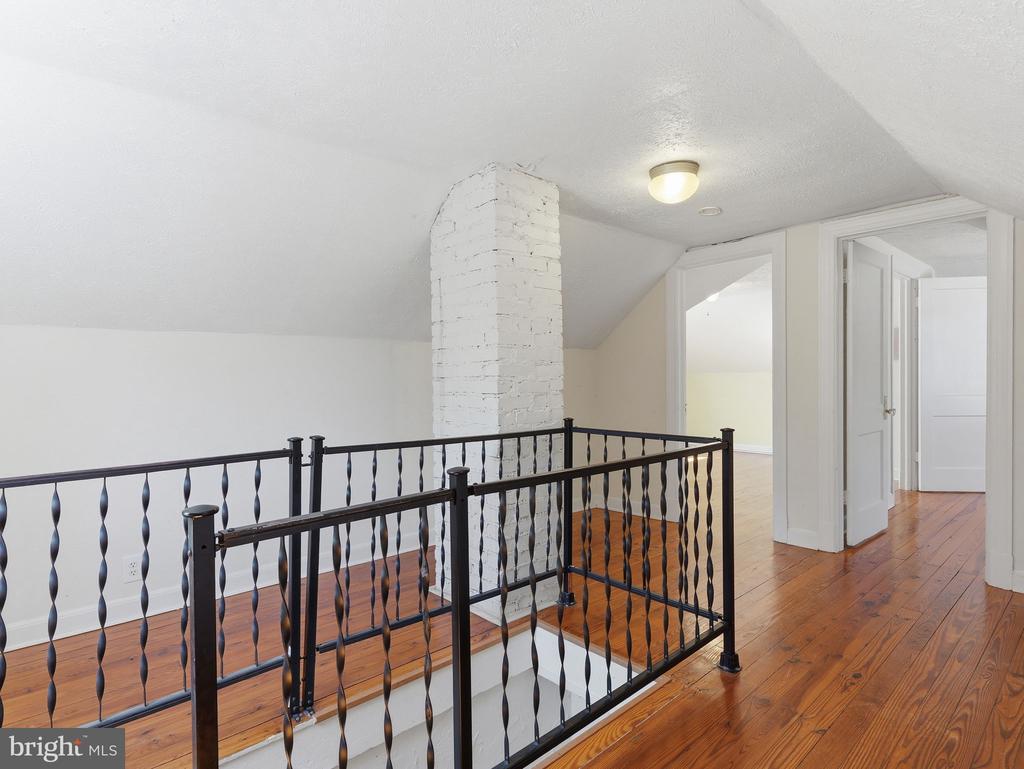 121 W 30TH STREET