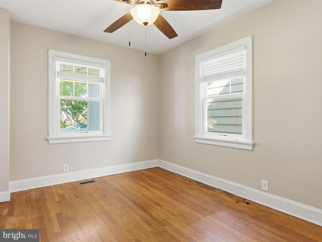121 W 30TH STREET