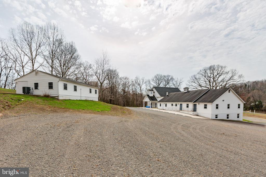 19 SCRABBLE ROAD