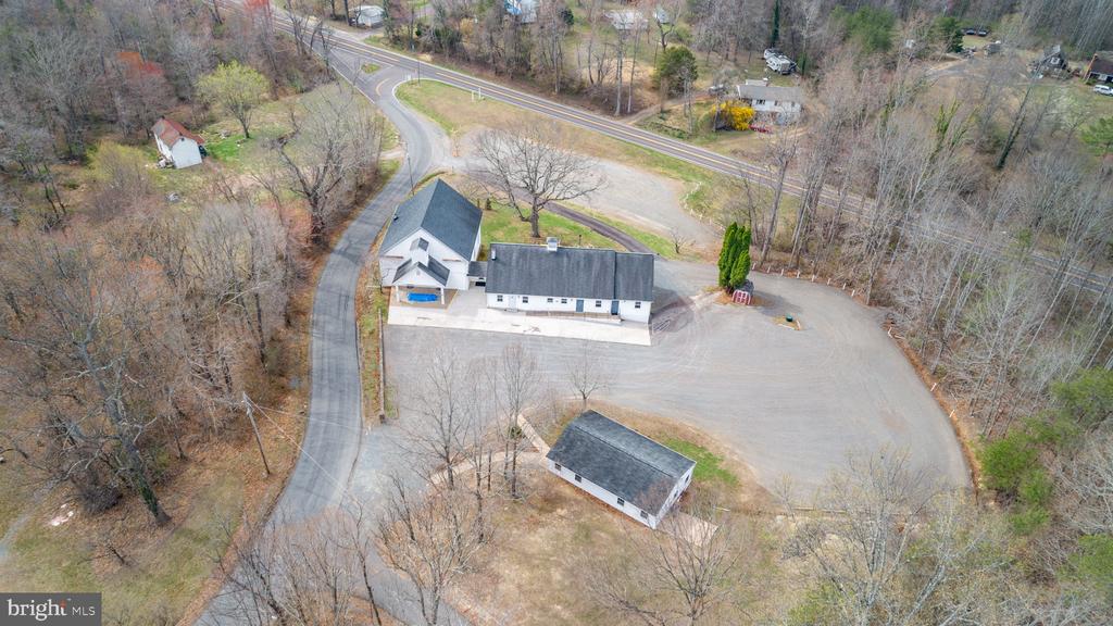 19 SCRABBLE ROAD