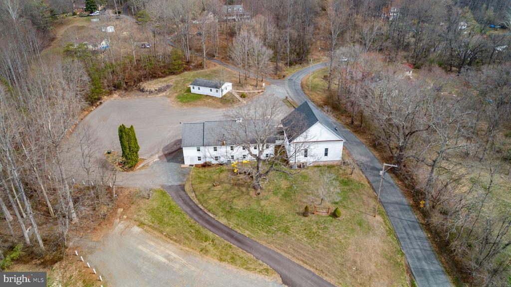 19 SCRABBLE ROAD