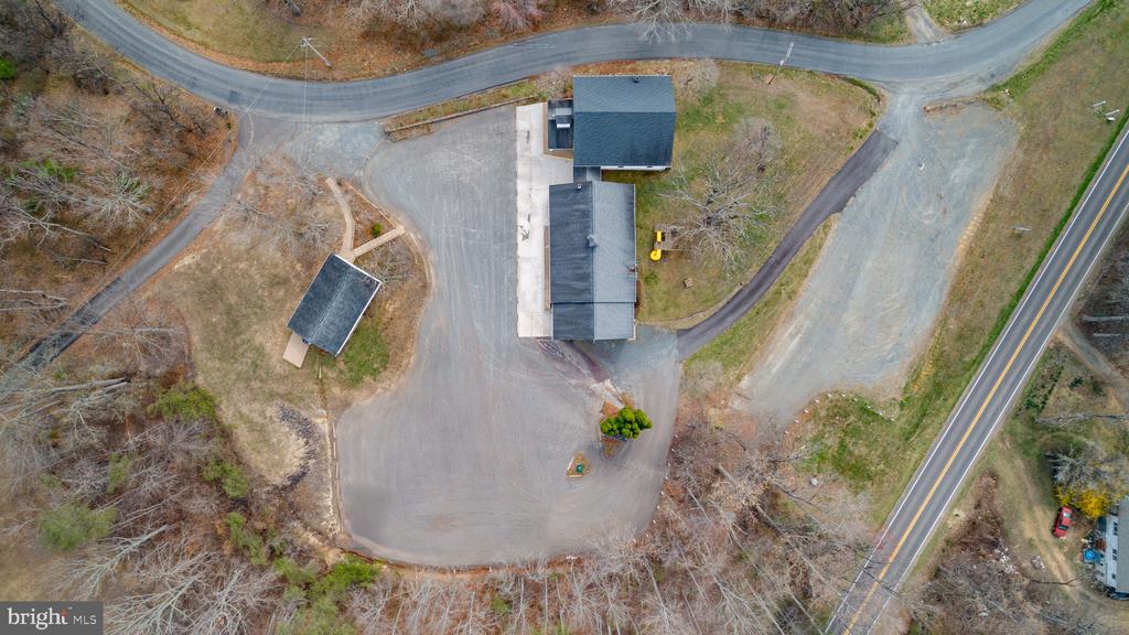 19 SCRABBLE ROAD