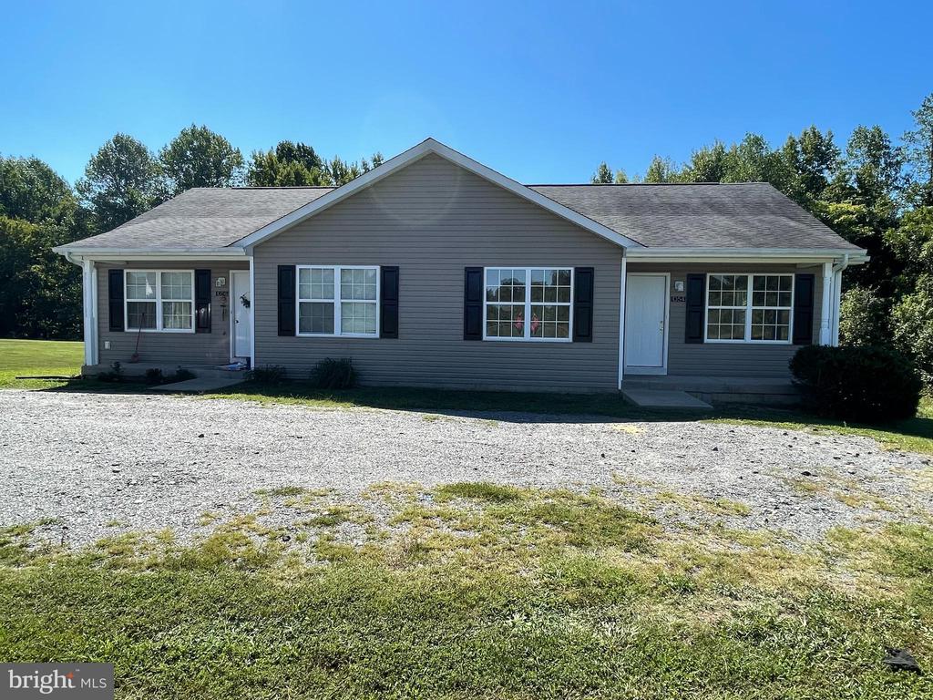 1054 FINCHS HILL ROAD
