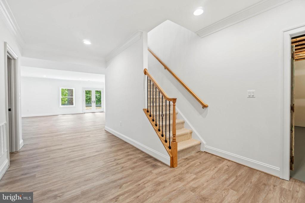 6001 COPPER MILL DRIVE