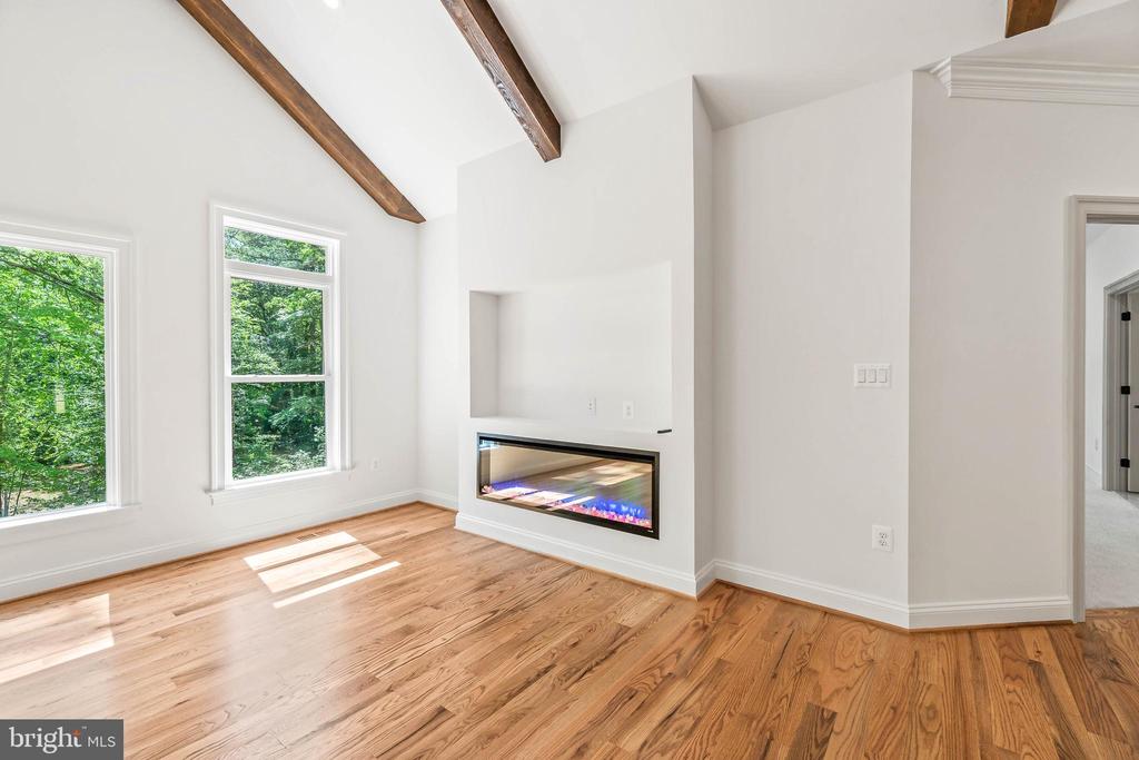 6001 COPPER MILL DRIVE