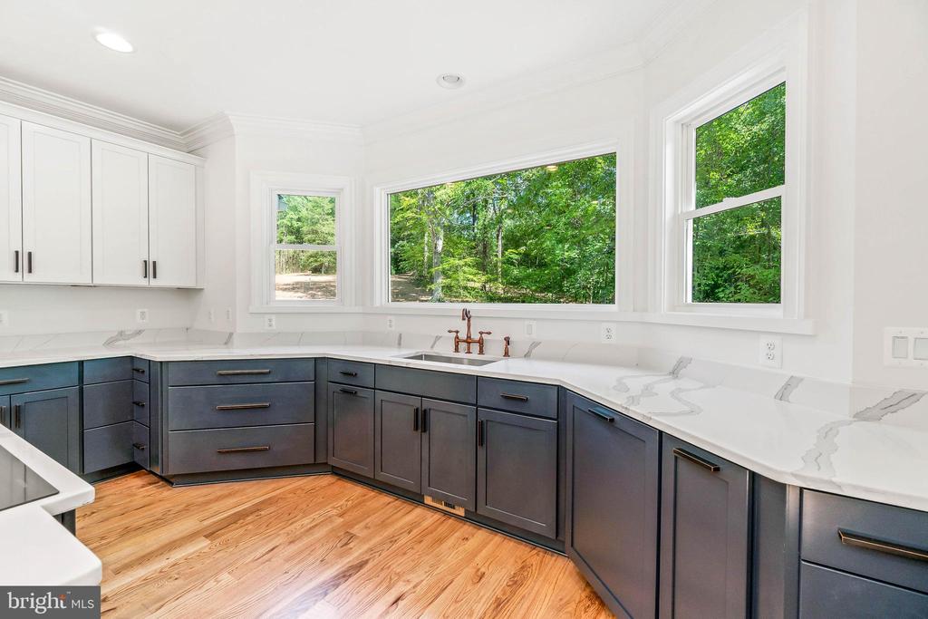 6001 COPPER MILL DRIVE