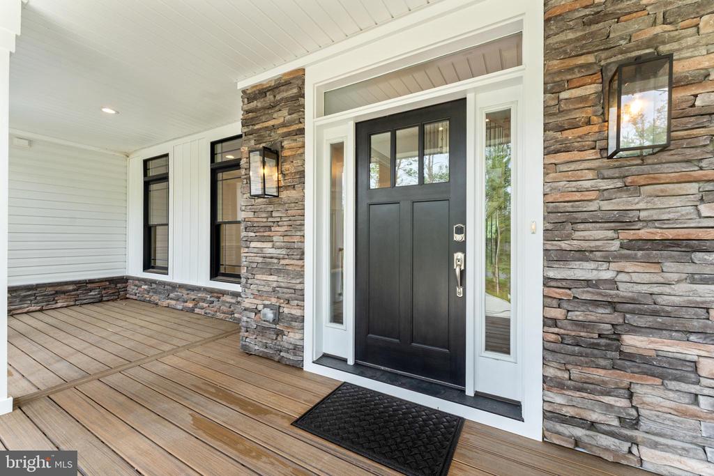 5906 COPPER MILL DRIVE