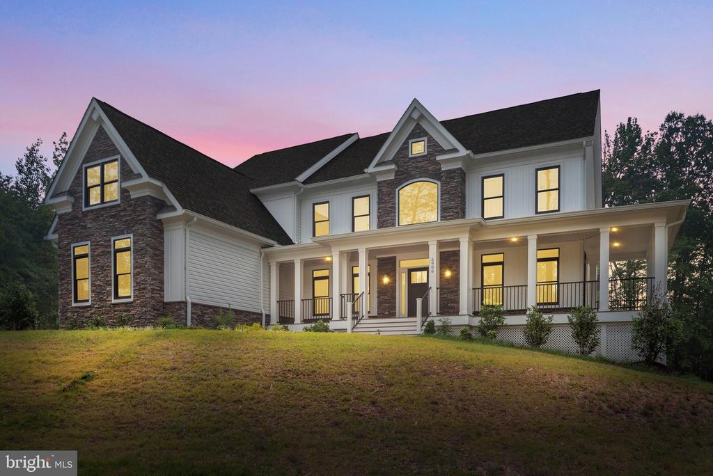 5906 COPPER MILL DRIVE