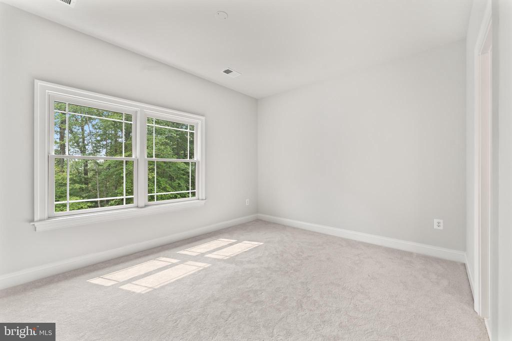 5906 COPPER MILL DRIVE