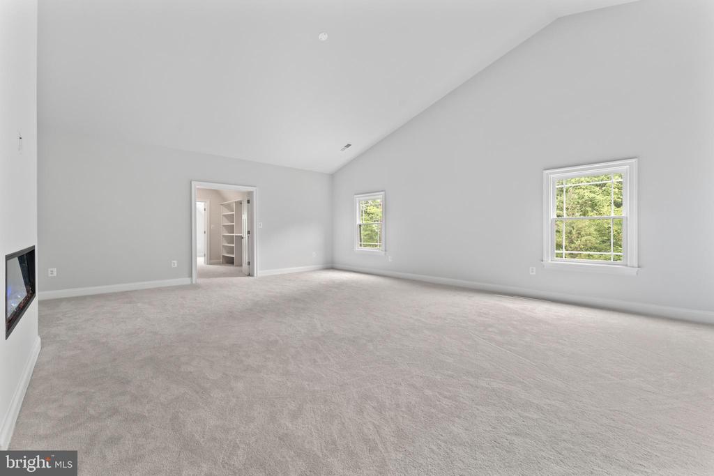 5906 COPPER MILL DRIVE