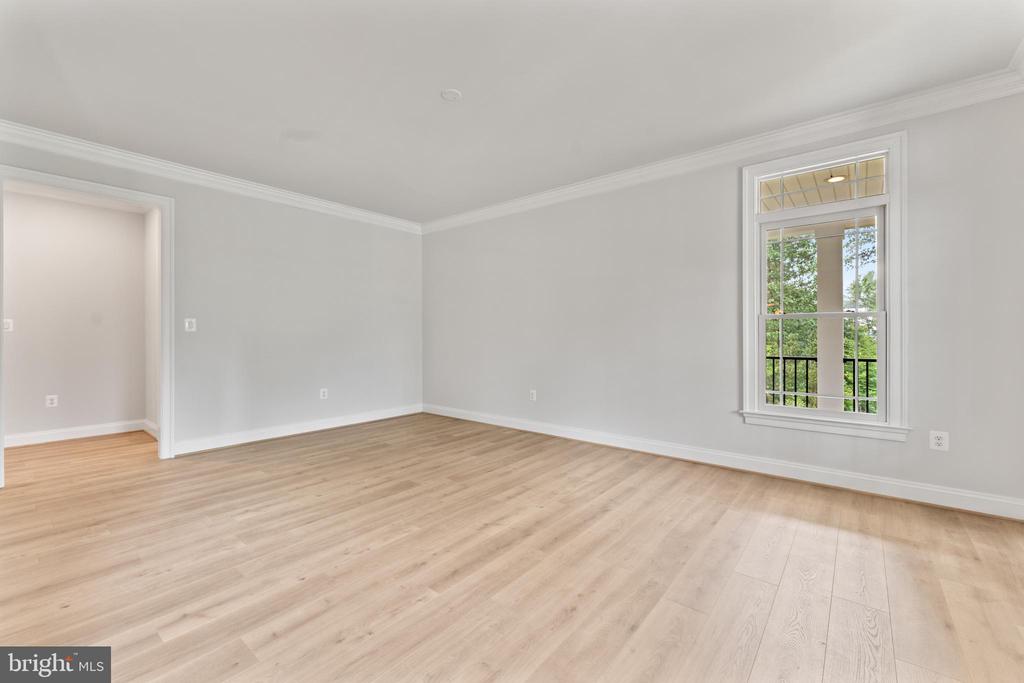 5906 COPPER MILL DRIVE