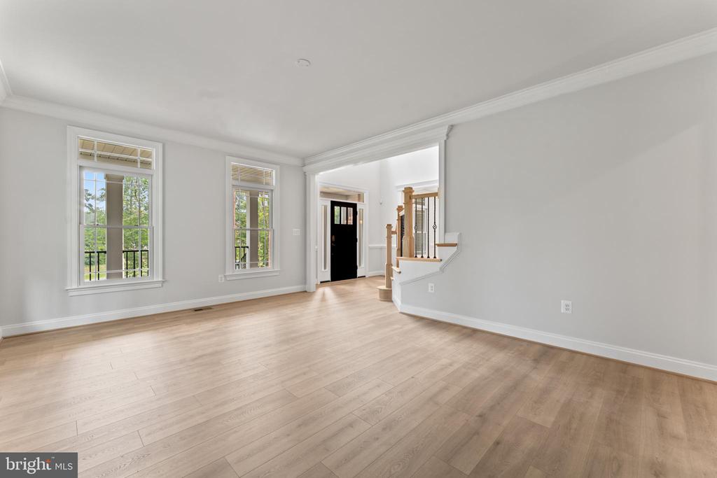 5906 COPPER MILL DRIVE
