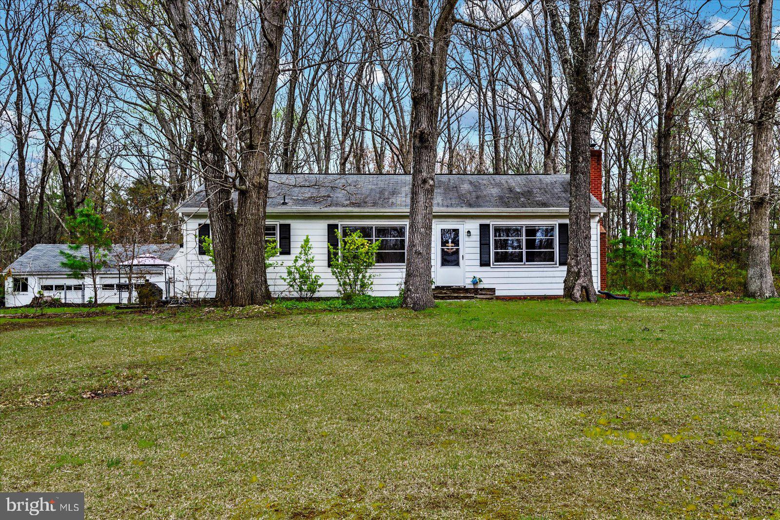 10809 ROLLINGWOOD DRIVE
