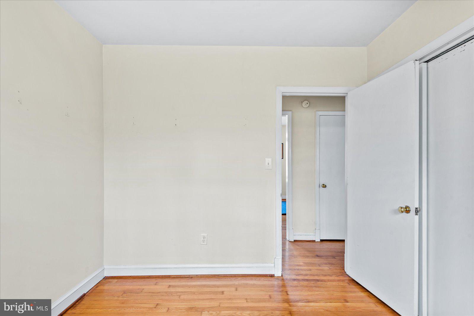 10809 ROLLINGWOOD DRIVE