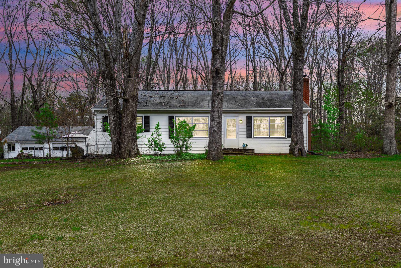10809 ROLLINGWOOD DRIVE