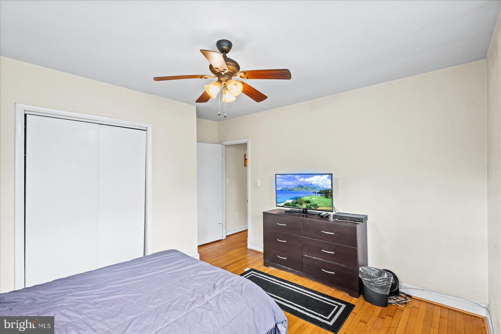 10809 ROLLINGWOOD DRIVE