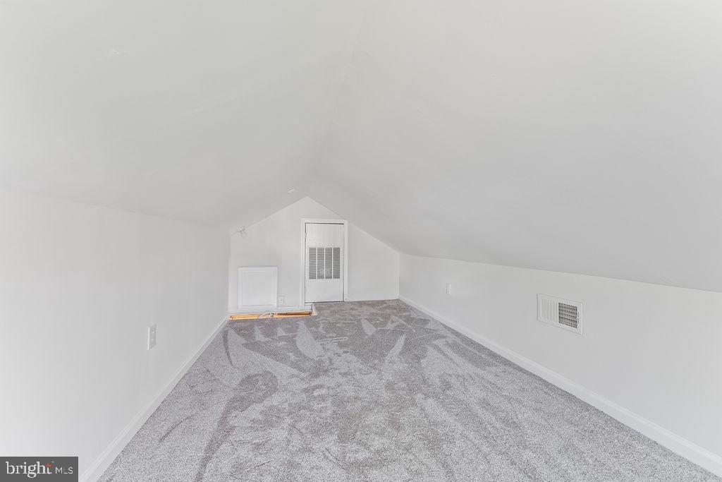 220 MANSFIELD STREET
