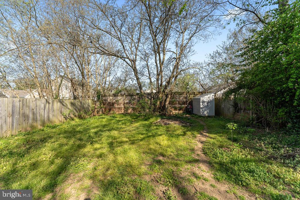 220 MANSFIELD STREET