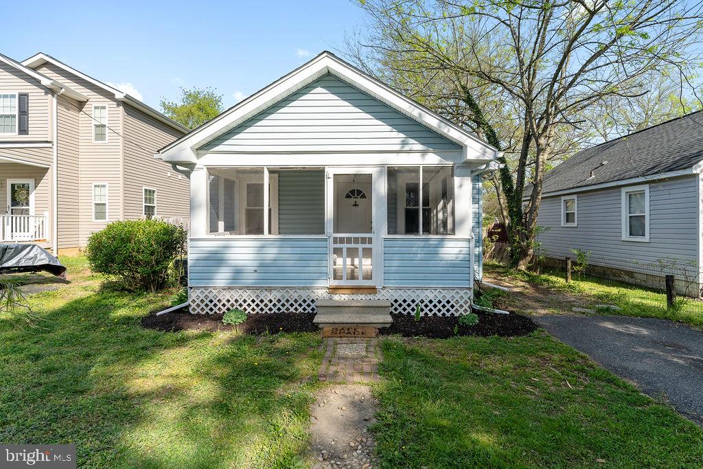 220 MANSFIELD STREET