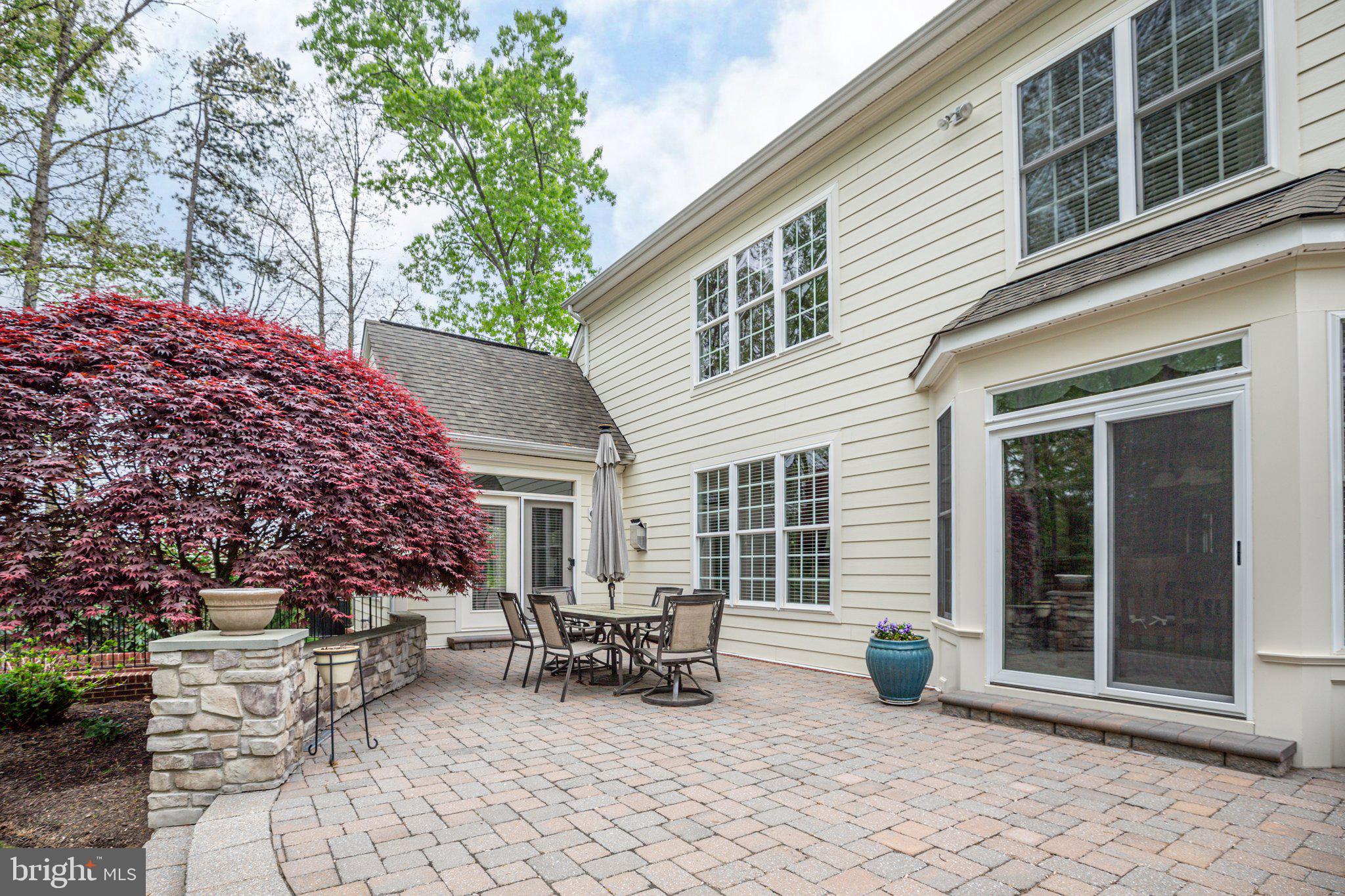 11422 BLUFFS RIDGE
