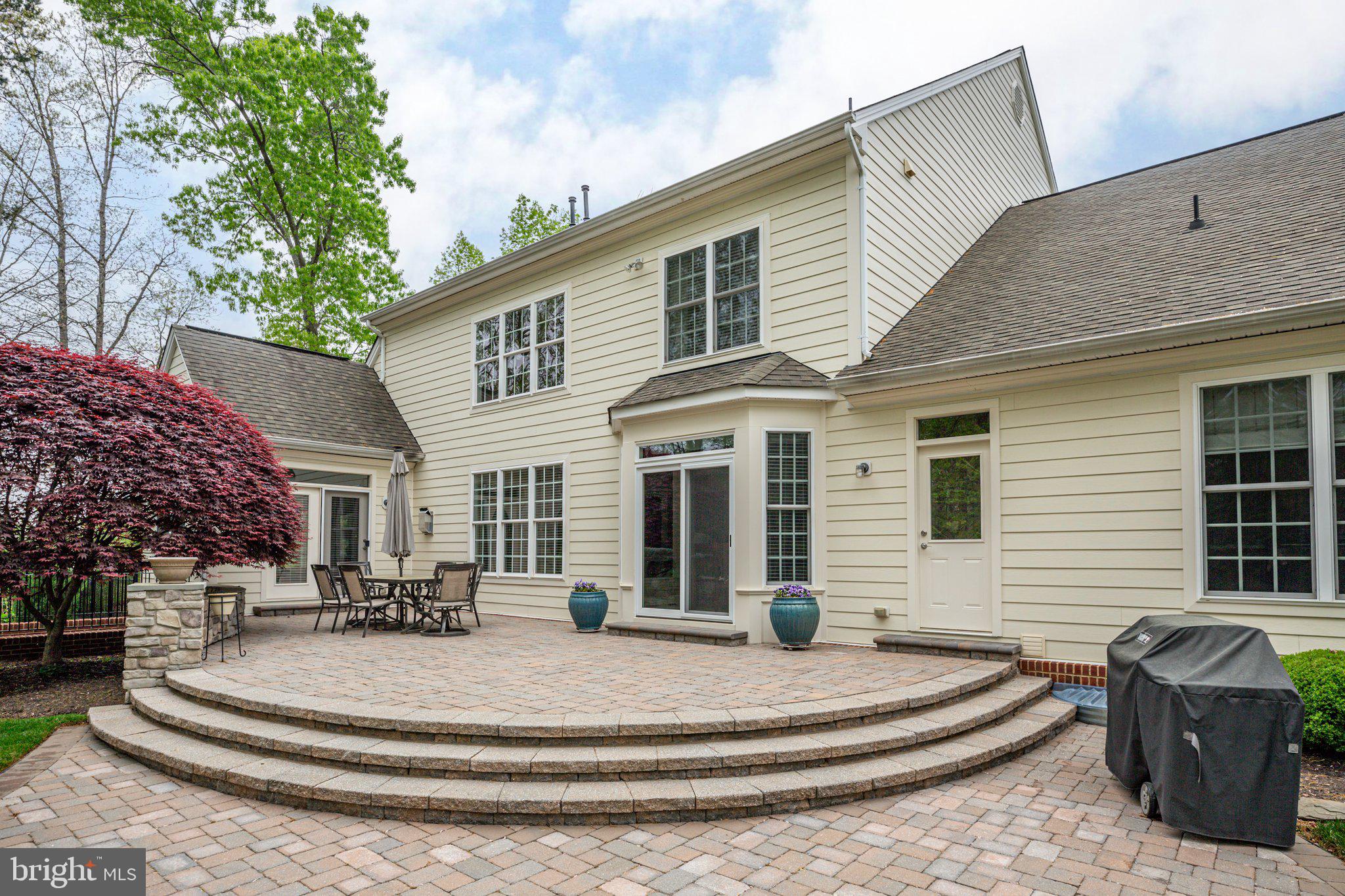 11422 BLUFFS RIDGE