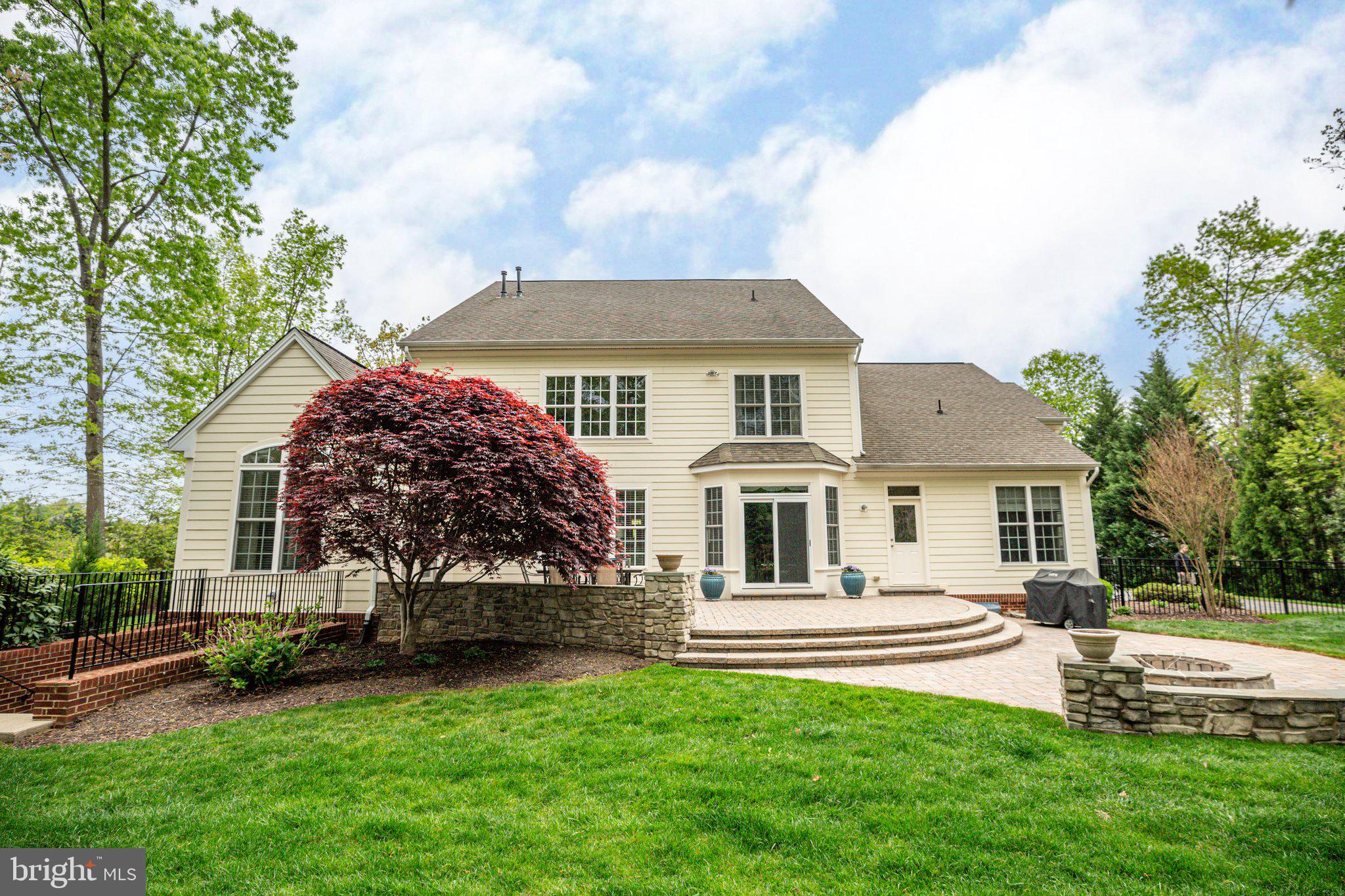 11422 BLUFFS RIDGE