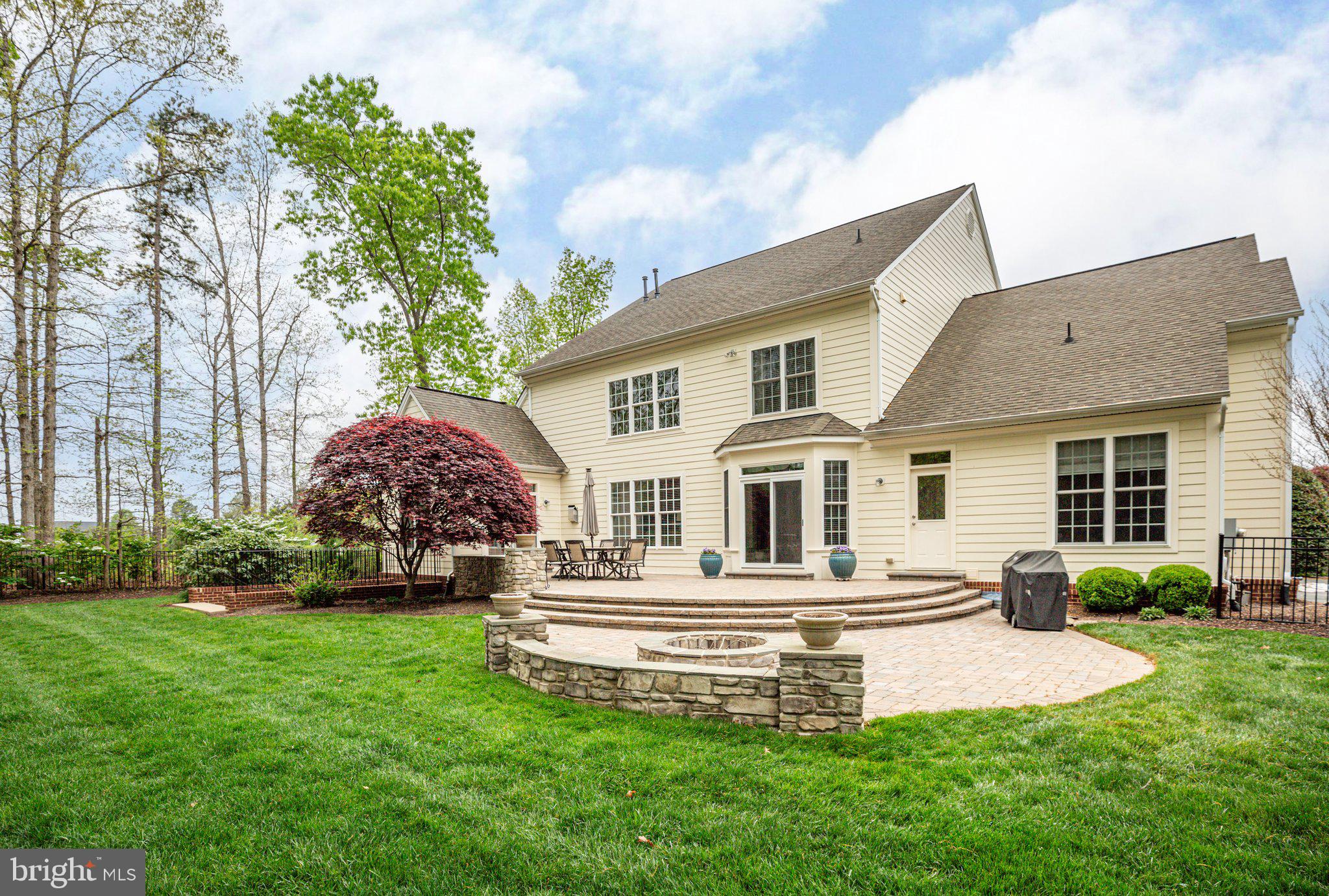 11422 BLUFFS RIDGE