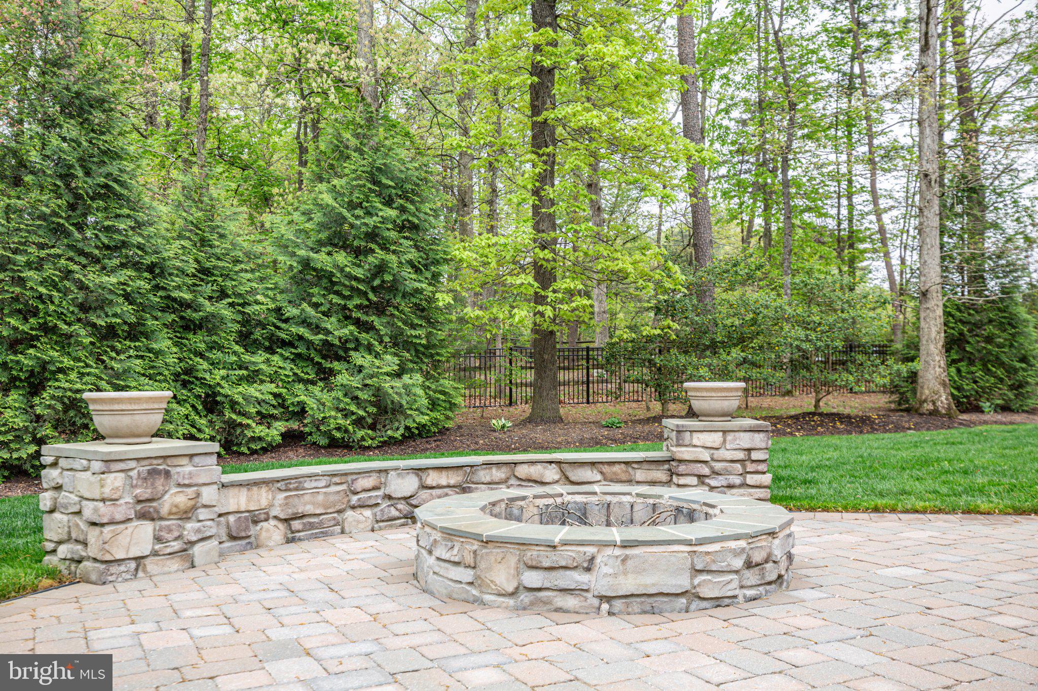 11422 BLUFFS RIDGE