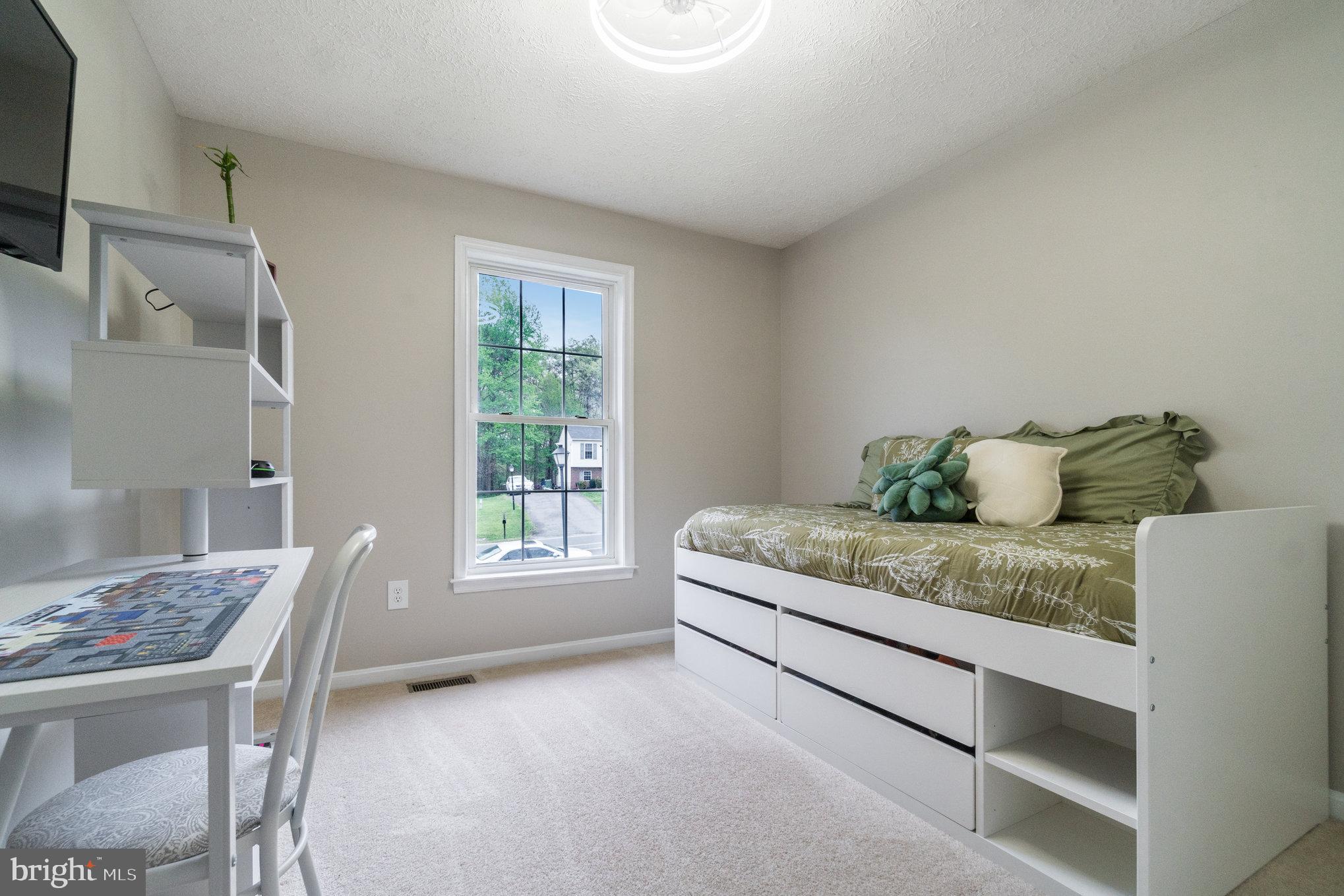 12016 FALCON RIDGE DRIVE