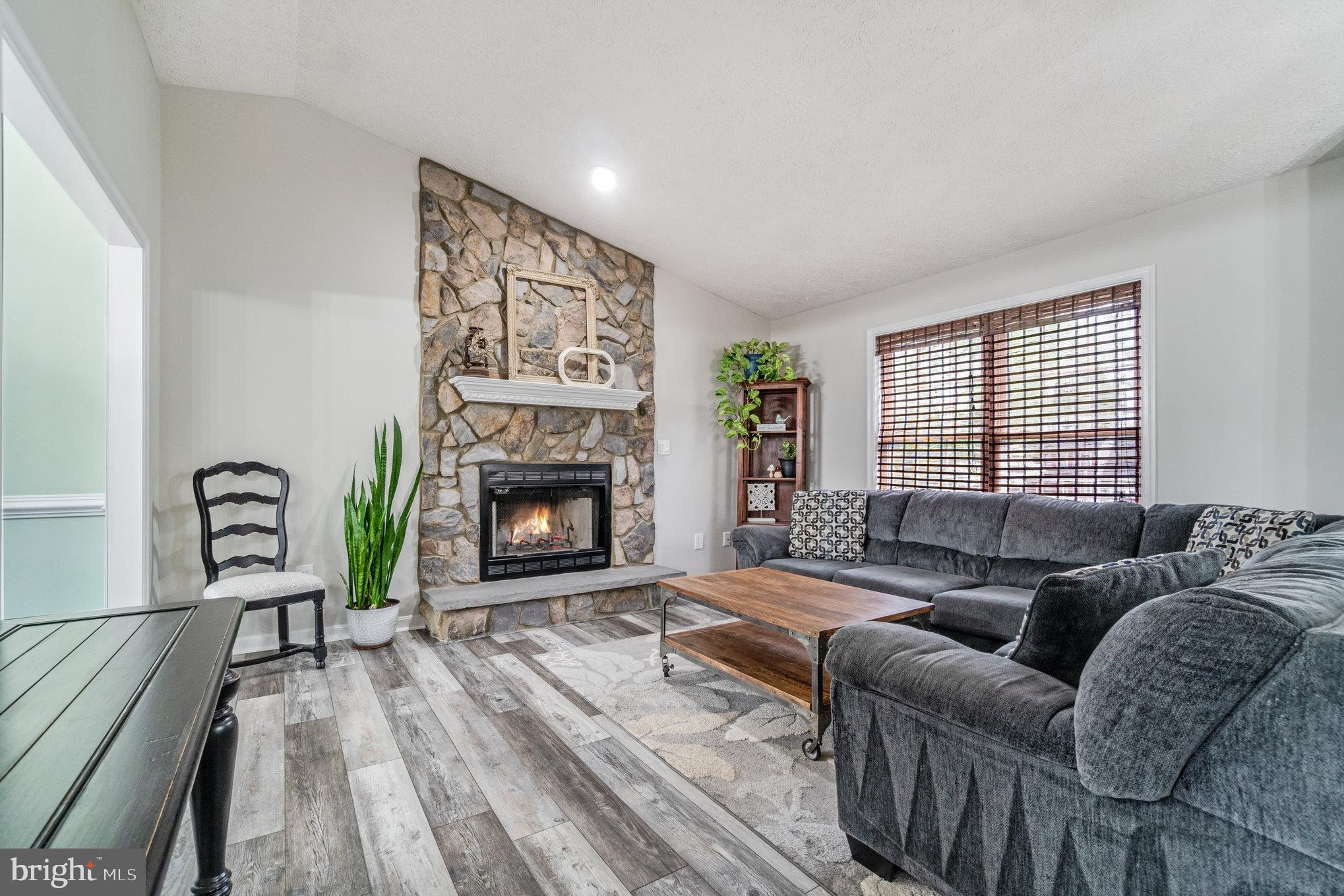 12016 FALCON RIDGE DRIVE