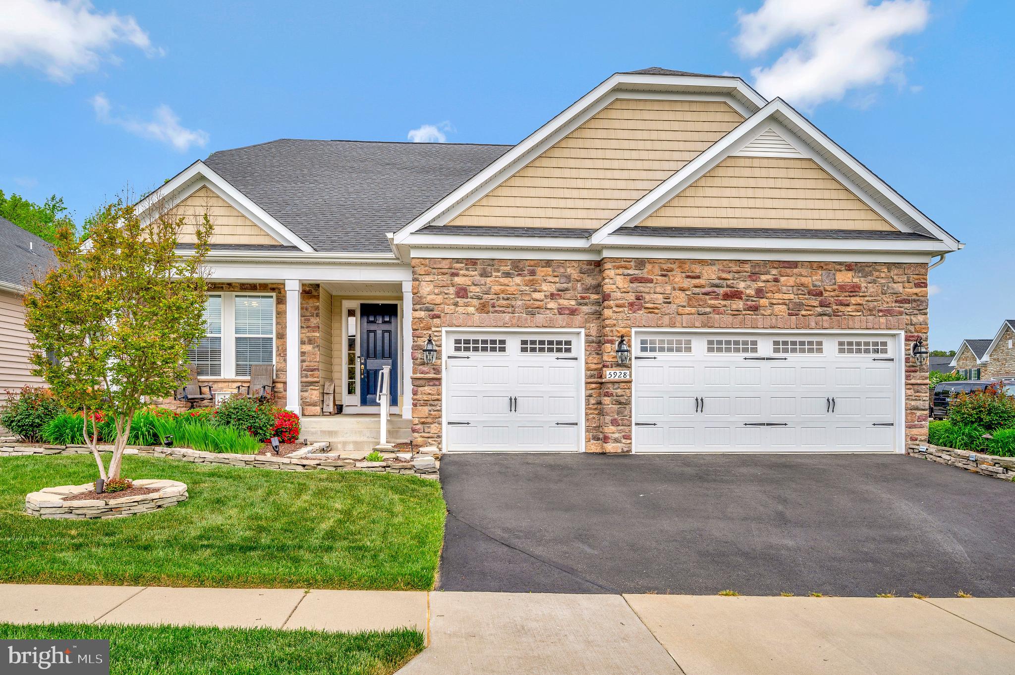 5928 S MILLS MANOR COURT