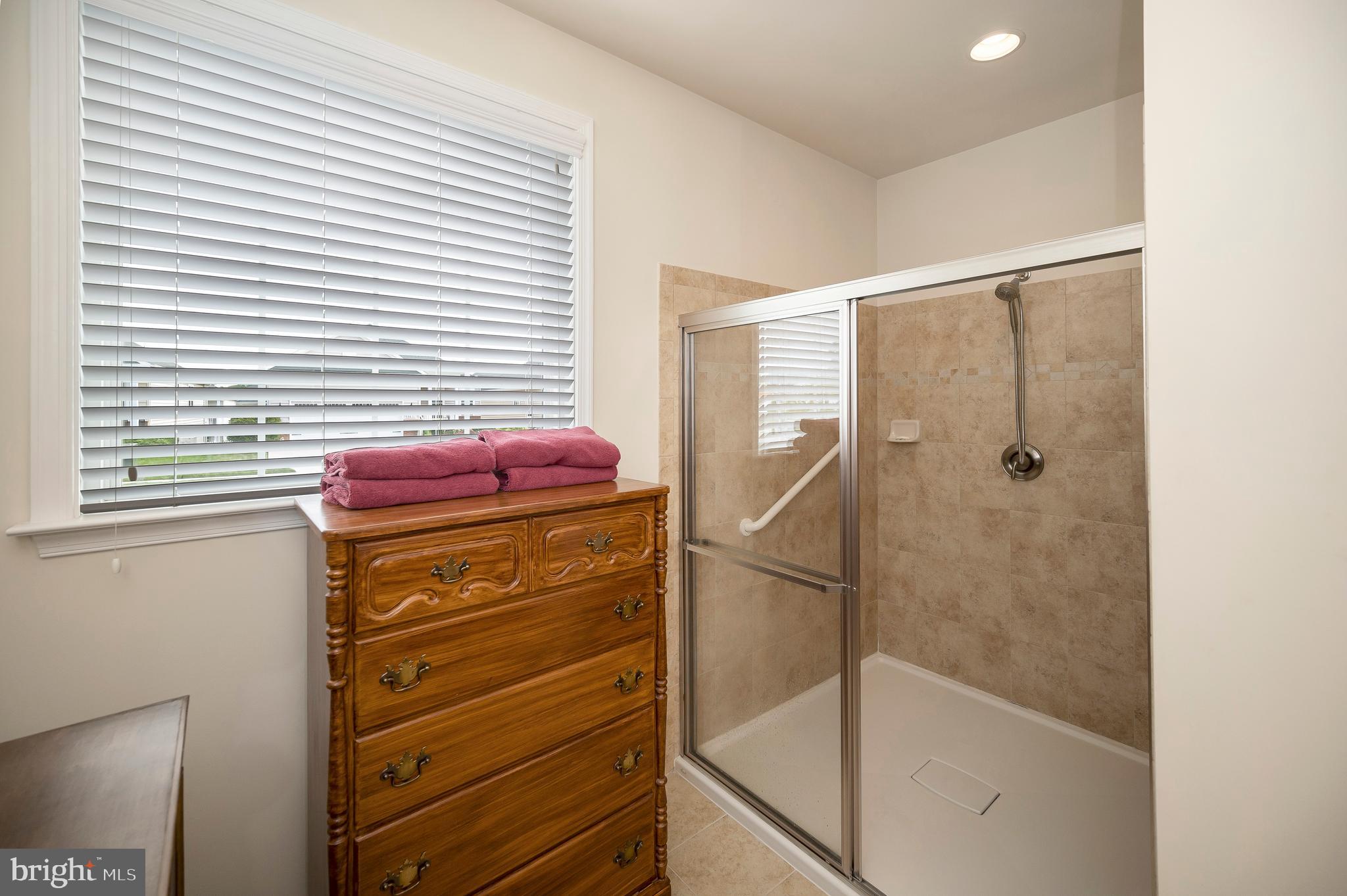 5928 S MILLS MANOR COURT