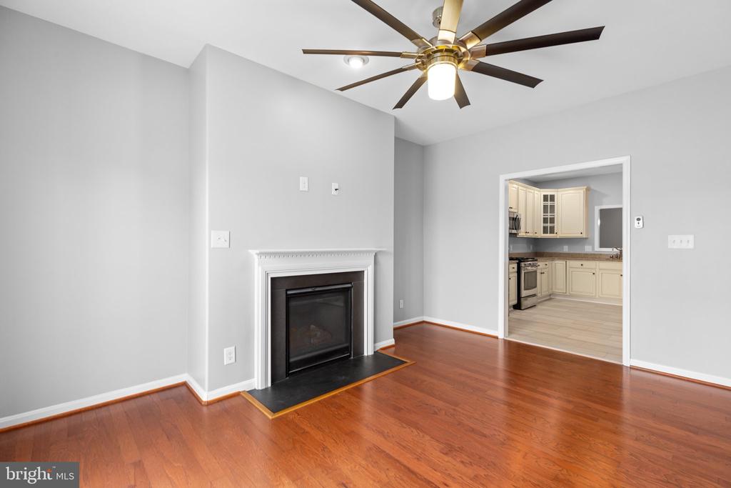 9410 FYVIE LANE