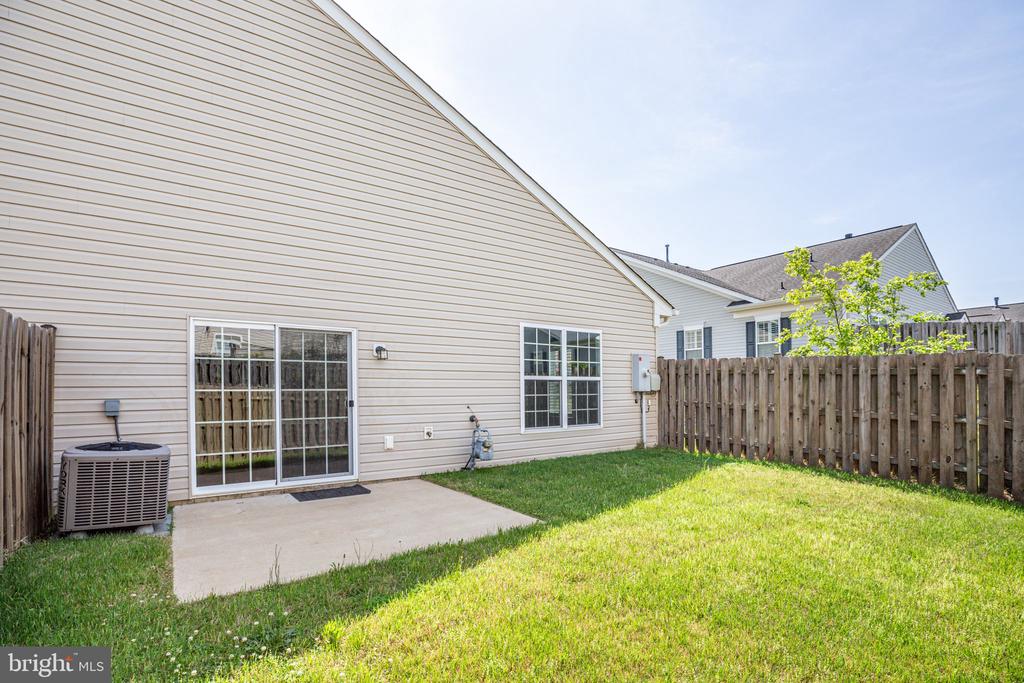 9410 FYVIE LANE
