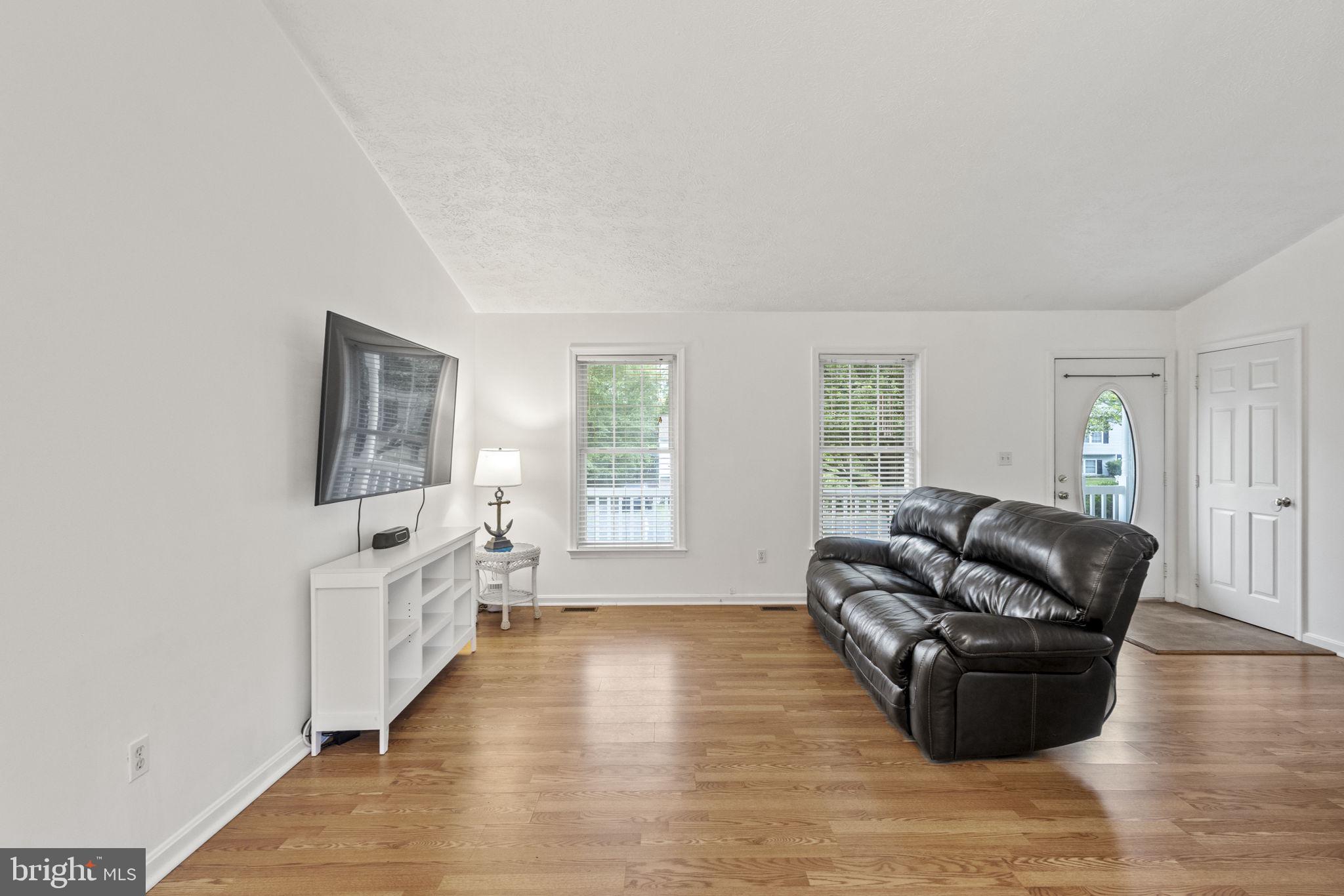 11813 HUNTING RIDGE DRIVE