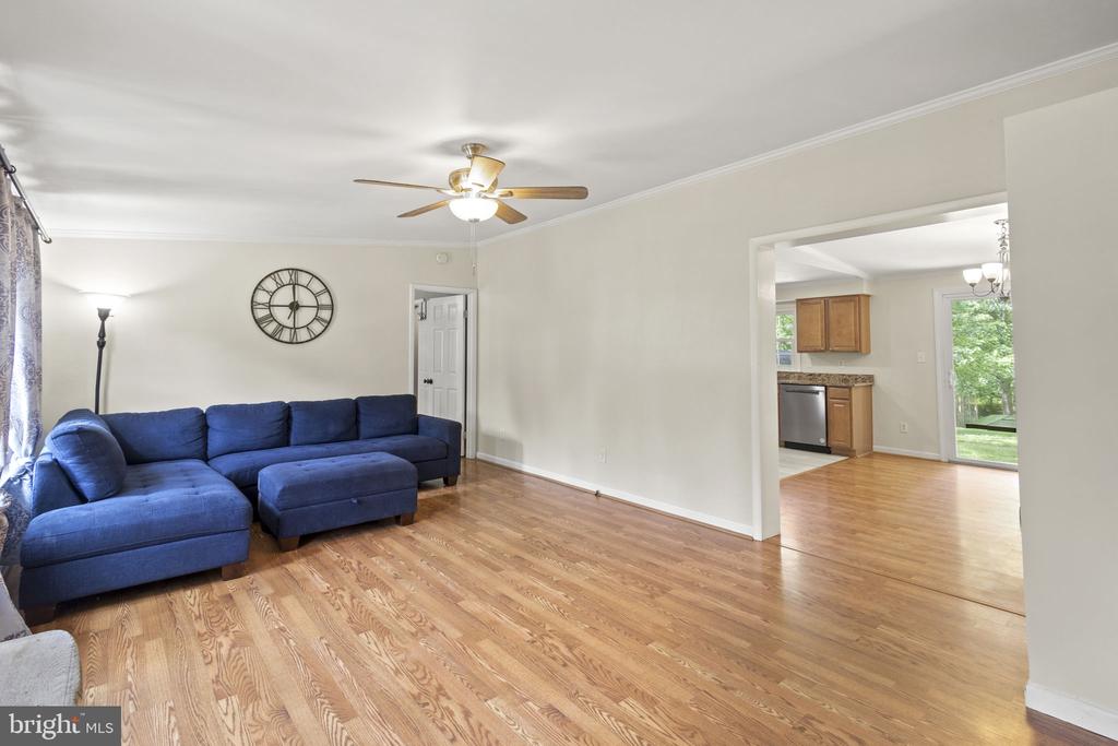 11708 CAMELOT WAY