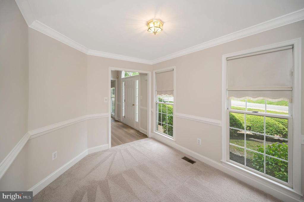 11302 BATH COURT