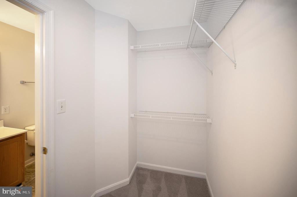 11302 BATH COURT