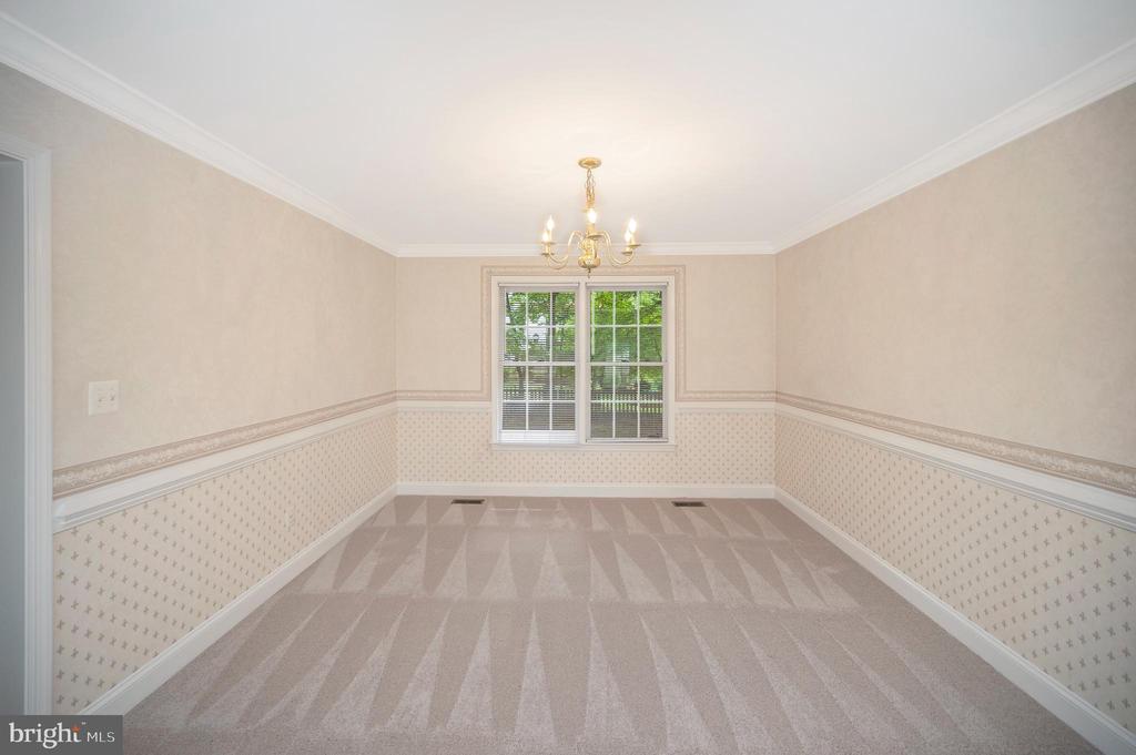 11302 BATH COURT