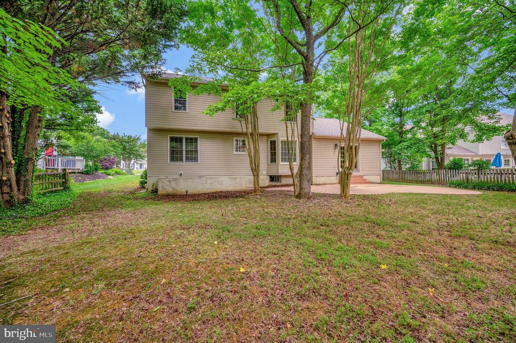 11302 BATH COURT