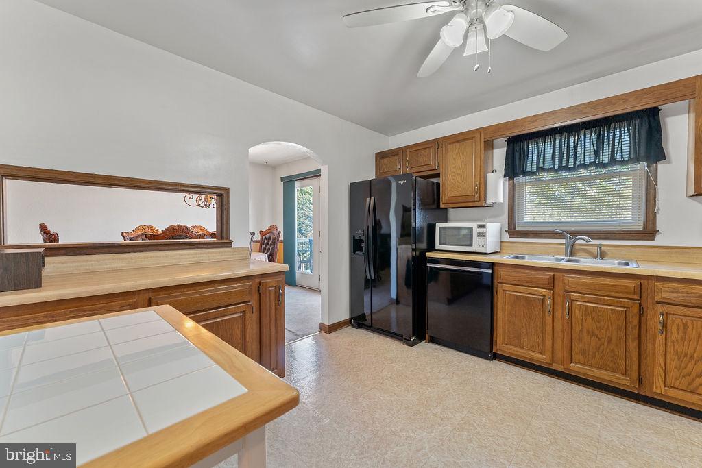 11412 WENTWORTH COURT