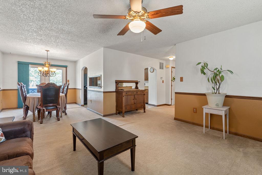 11412 WENTWORTH COURT