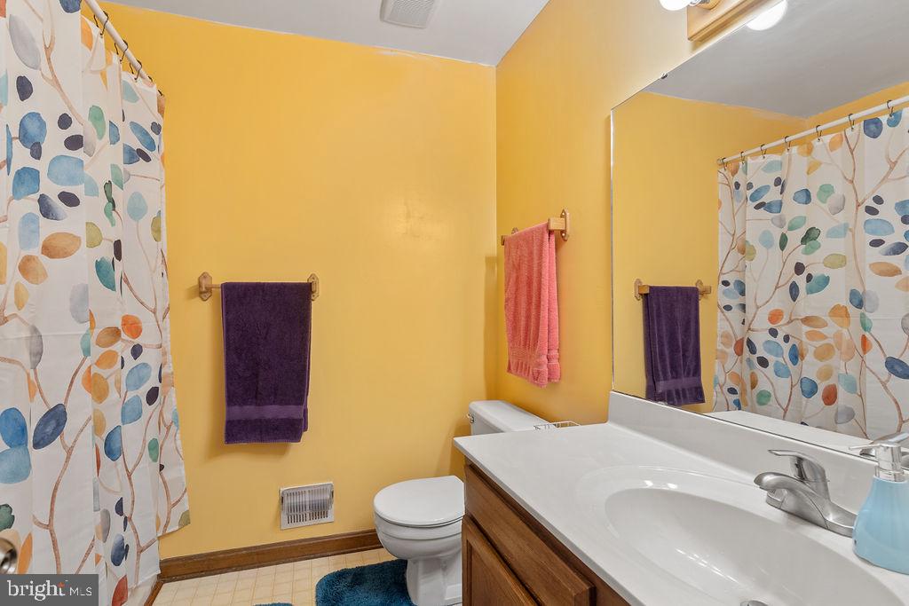 11412 WENTWORTH COURT