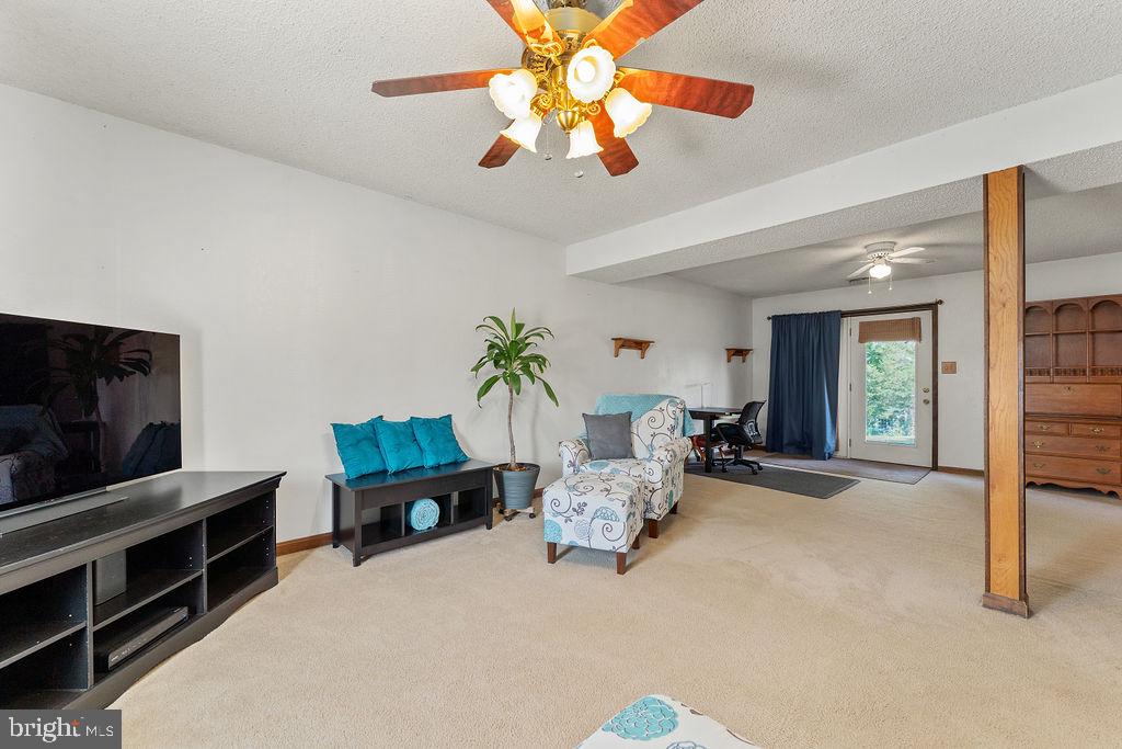11412 WENTWORTH COURT