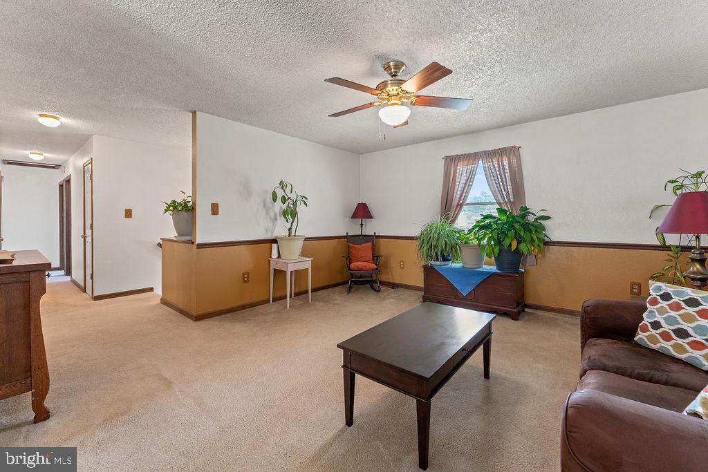 11412 WENTWORTH COURT