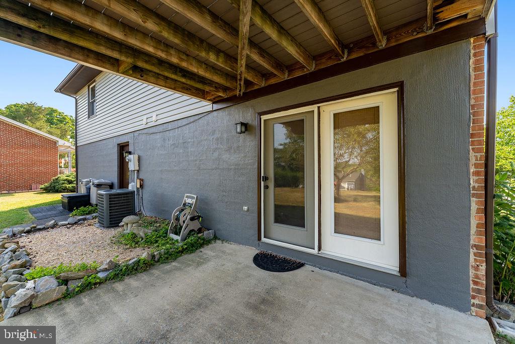 11412 WENTWORTH COURT
